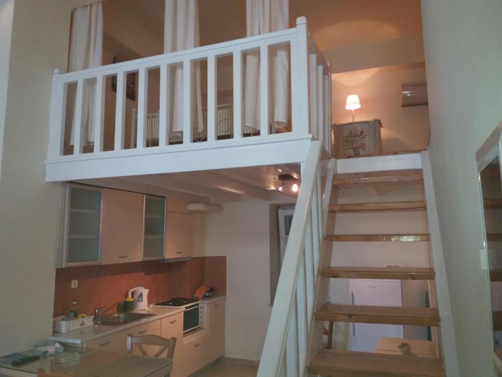 Roula'S Suites Ándros 외부 사진
