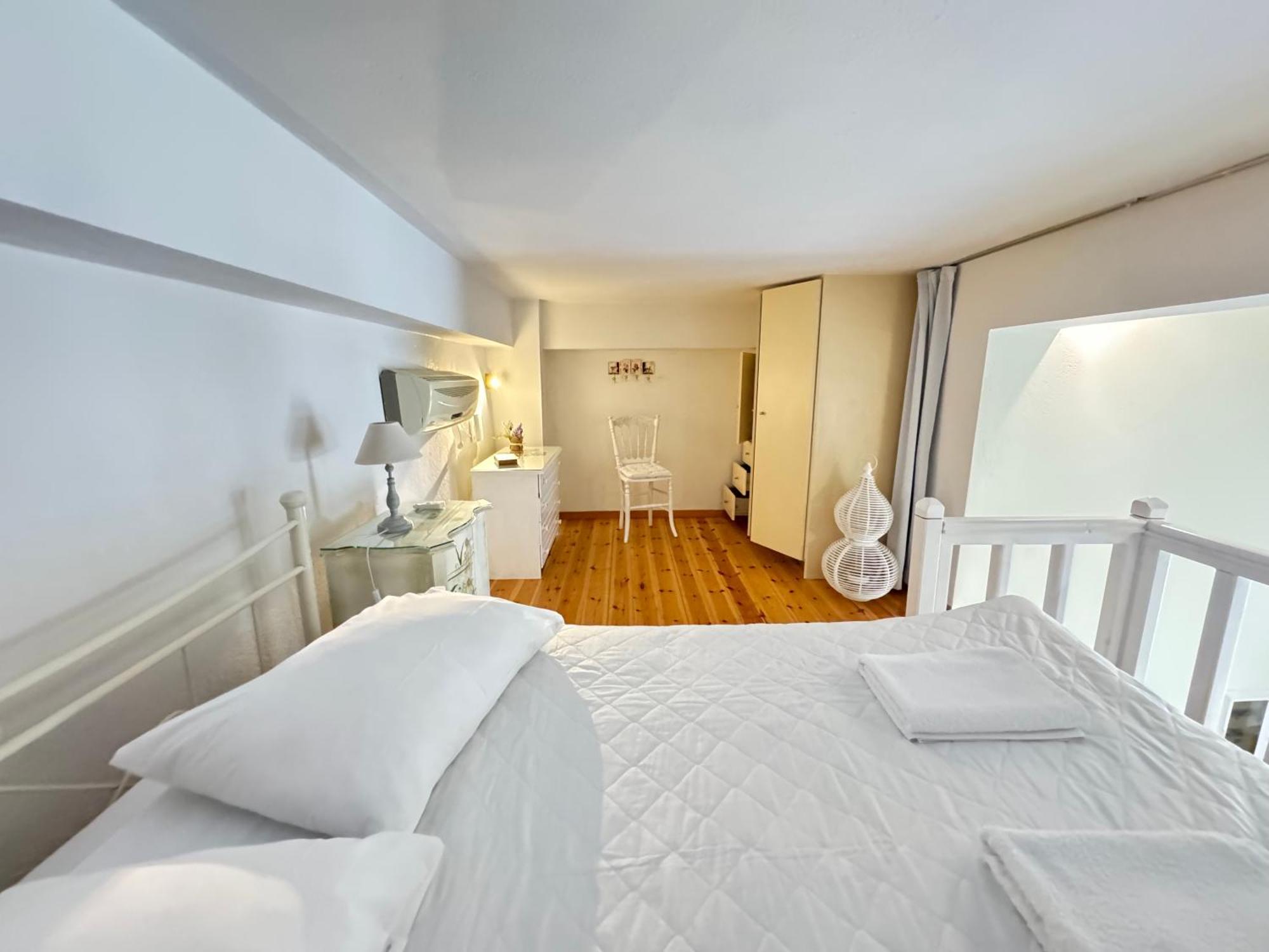 Roula'S Suites Ándros 외부 사진